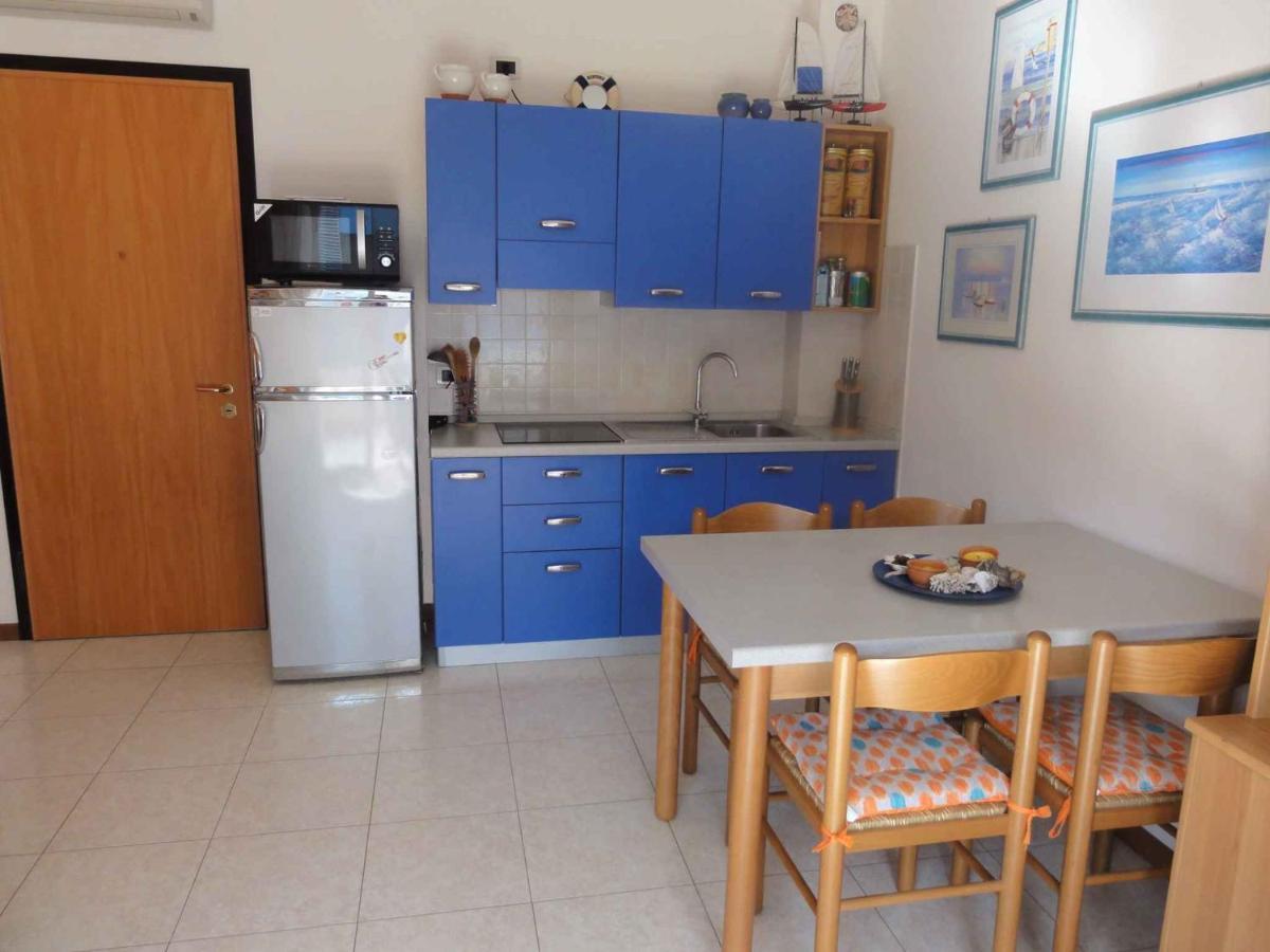 In 38290 Apartment